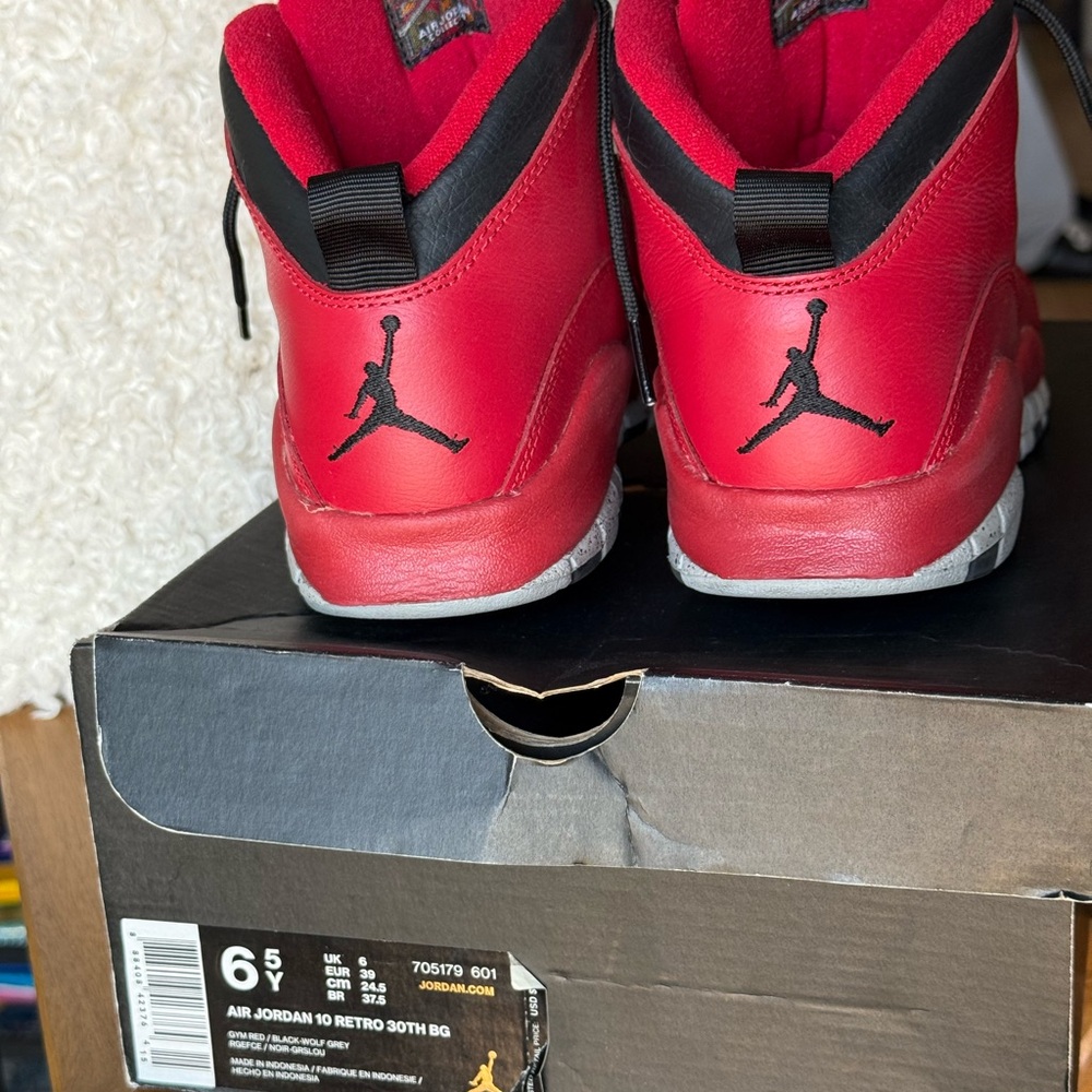 Retro Jordan - Picture 4 of 5